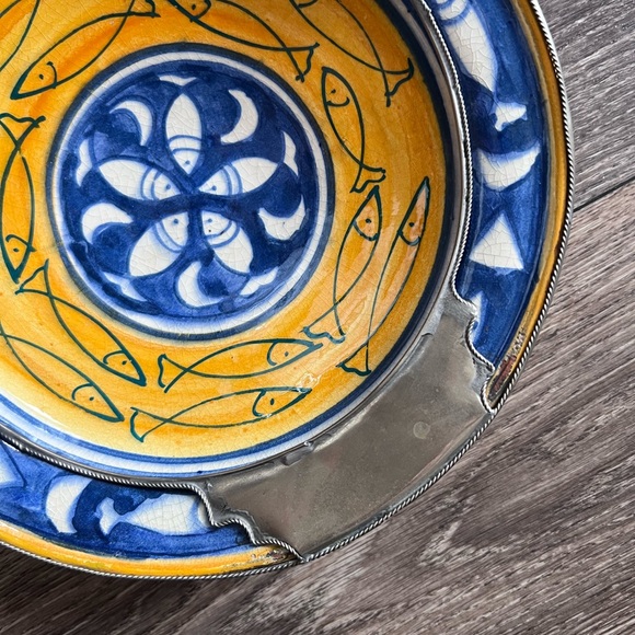 Safi Signed Vintage Moroccan Hand Painted Fish Pottery Wall Plate Bowl Metal Rim - Picture 10 of 11